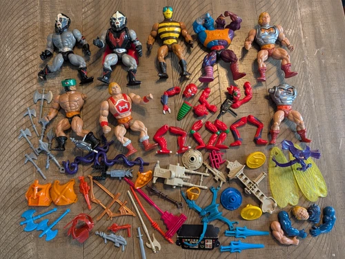 Vintage 1980s Masters Of The Universe He-Man Figure Pats Weapon Accessories Lot