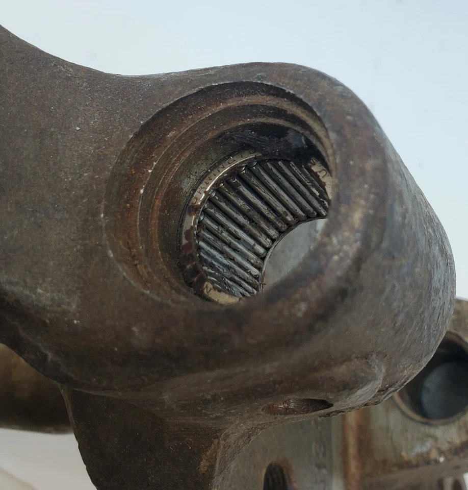 Dodge Plymouth 1955 dirección delantera derecha nudillo husillo 11" tambores 1615344 nuevo en stock Foto 4 de 4