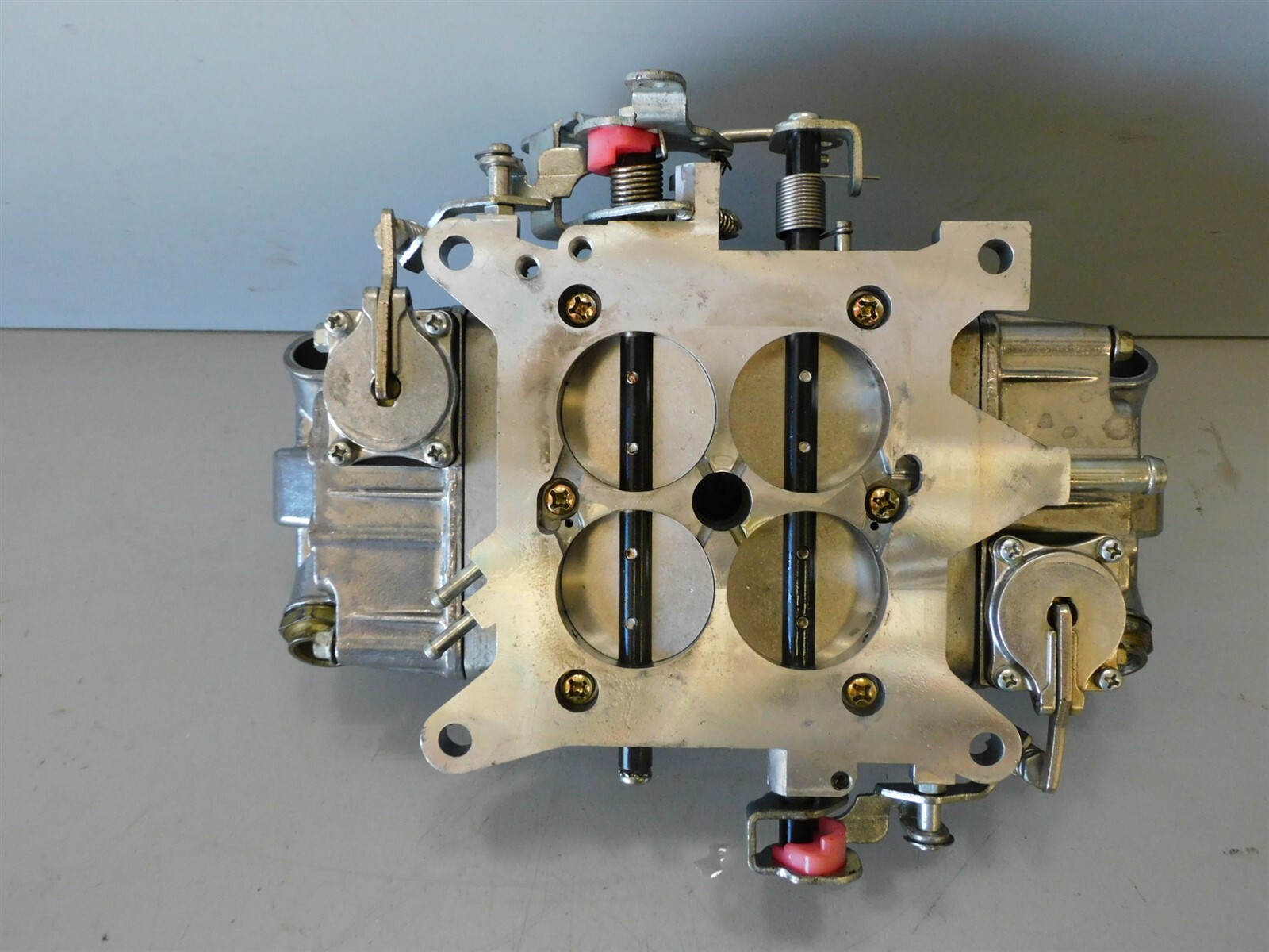 Quick Fuel QFT STREET Q Series 650 CFM 4BBL Double Pumper Carburetor eBay