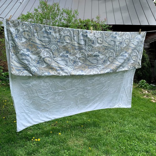 Queen Bed Duvet Cover Blue Beige Paisley Buttons Excellent Condition - Picture 9 of 10