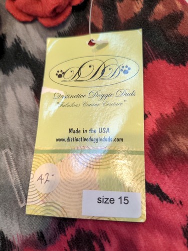 NWT Distinctive Doggie Duds Size 15" Floral Dog Coat Lightweight Red Black Gray - Picture 8 of 10