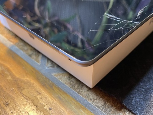 Apple iPad 5th gen (128gb) Needs LCD + Display Installed: INCLUDED {Need REPAIR} - Picture 7 of 14