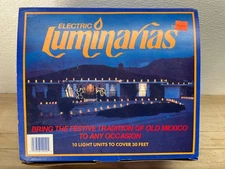 Vtg 1980s Electric Luminarias 10 Outdoor Light Units Covers 30 Feet By Plastech