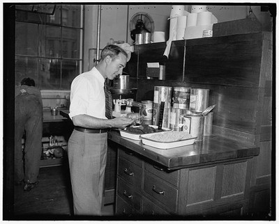 Testing food at procurement Treasury Department,Washington,DC,Harris & Ewing