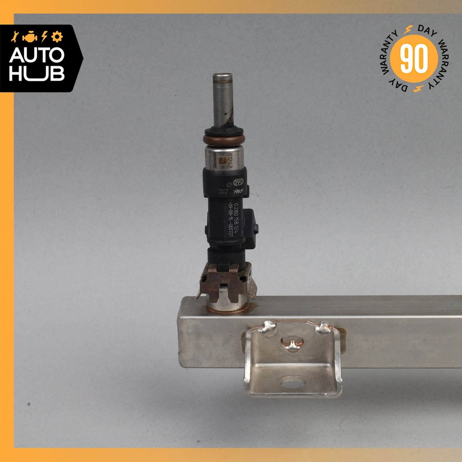 Maserati GranTurismo M145 Fuel Injection Rail Line w/ Injectors Right Side OEM