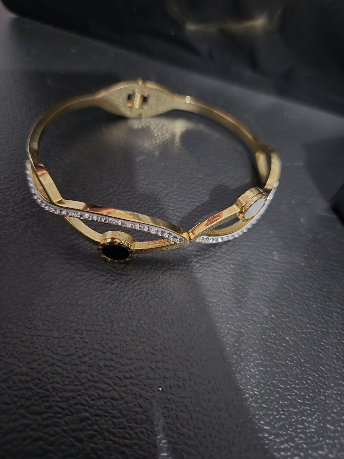 Woman 18K Gold Plated Stainless Steel Square CZ Oval Cuff Bracelet Bangle