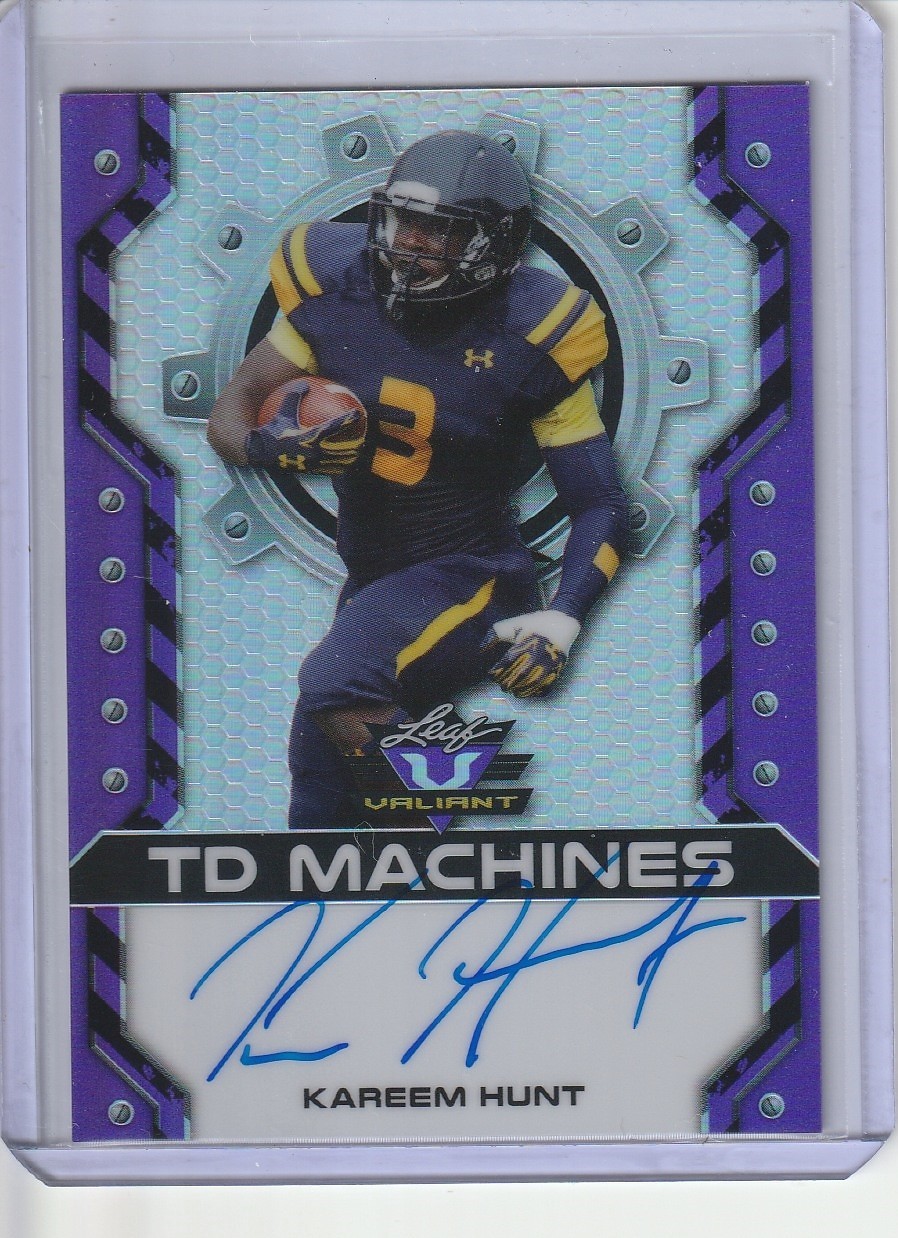 Kareem Hunt Leaf Valiant TD Machines Autographs #KH1 Purple
