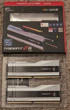 G.SKILL Trident Z5 RGB - INTEL XMP - Met. Silver - DDR5 7200 RAM - 32GB (2x16GB)