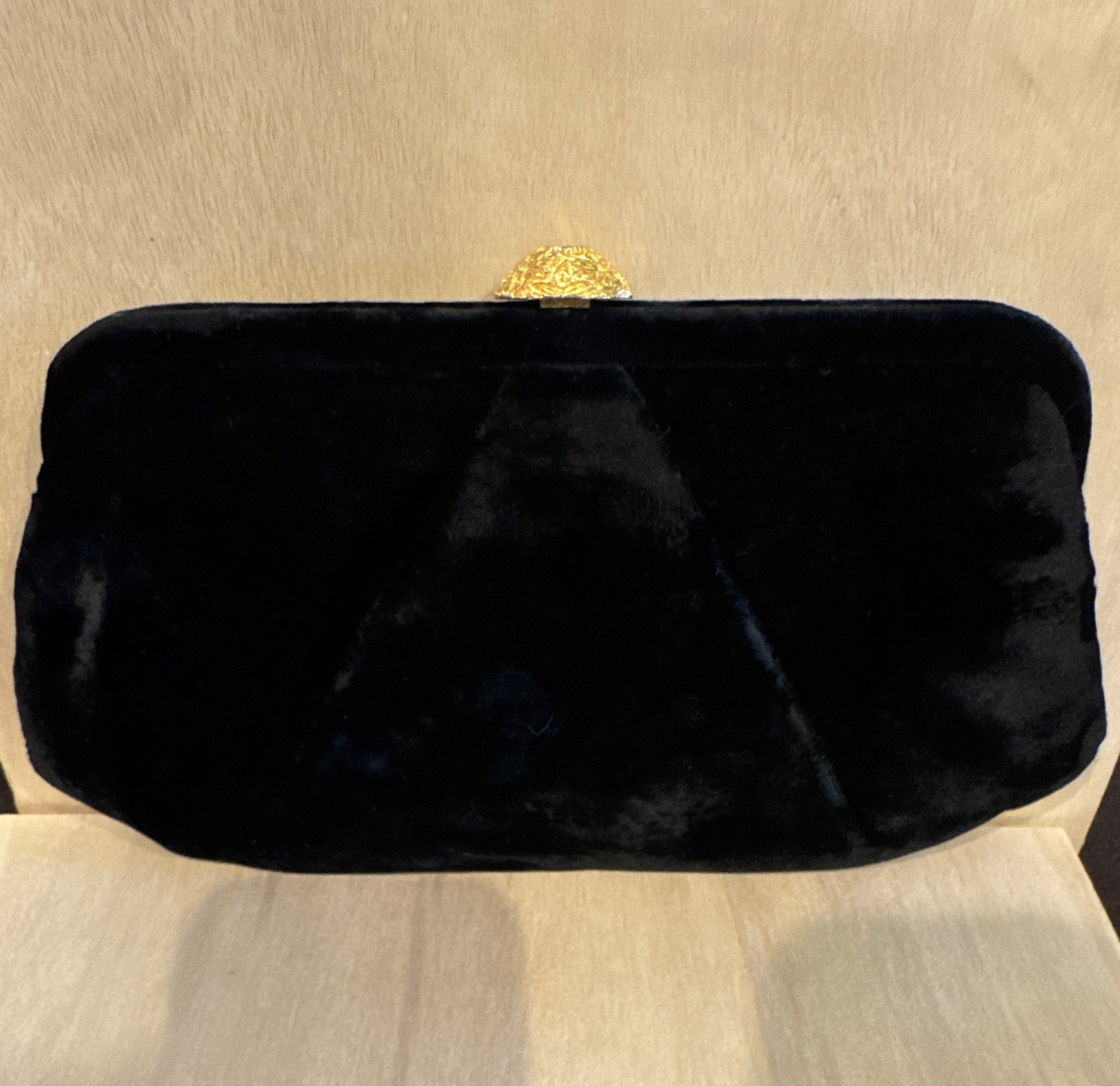 Vintage Velvet Women’s Black Evening Clutch Gold Snap Closure Silver Chain Lined