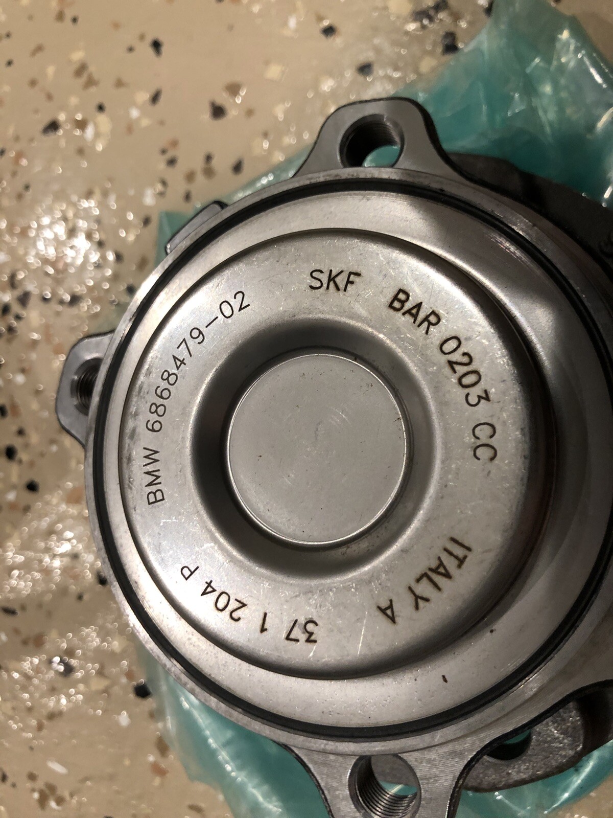 OEM Rolls Royce Ghost, Wraith  Dawn Front Wheel Bering, Hun Assembly, Brand New