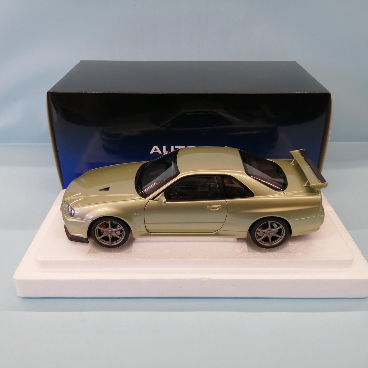 Autoart 1/18 Nissan Skyline GT-R R34 V-Spec II Mini Car | eBay