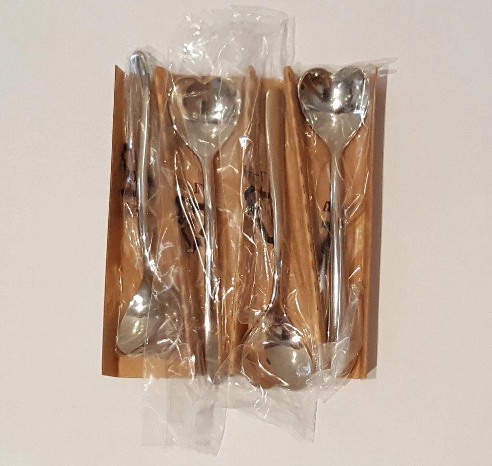 Alessi - AMMI08SET - Set di quattro cucchiaini da caffè in acciaio inossidabile - Immagine 3 di 4