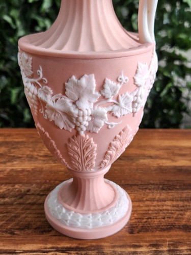 VGC: VINTAGE ENGLISH PARIAN WARE PINK AND WHITE PITCHER - GRAPES AND LEAVES - Picture 6 of 10