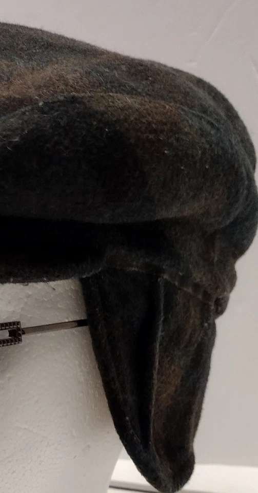 paperboy hat W/Ear Warmers Wool/ Cashmere/Acrylic  Plaid Green And Brown Vintage - Image 3 of 4