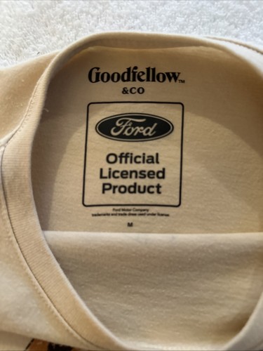 Vintage Style Official Ford Bronco Graphic Tee Size M Truck Car Outdoor 70s 80s - Picture 8 of 9