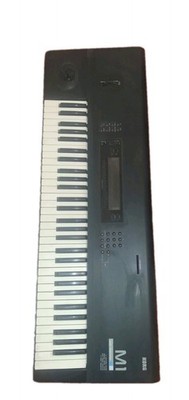  Vintage Korg M1 61-Key Music Workstation Synthesizer - AI Keyboard / Needs Bat