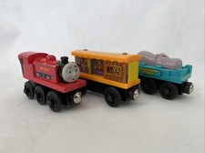 Thomas Tank Engine Friends Wooden Railway IVO HUGH AND ZOO CARS GUC