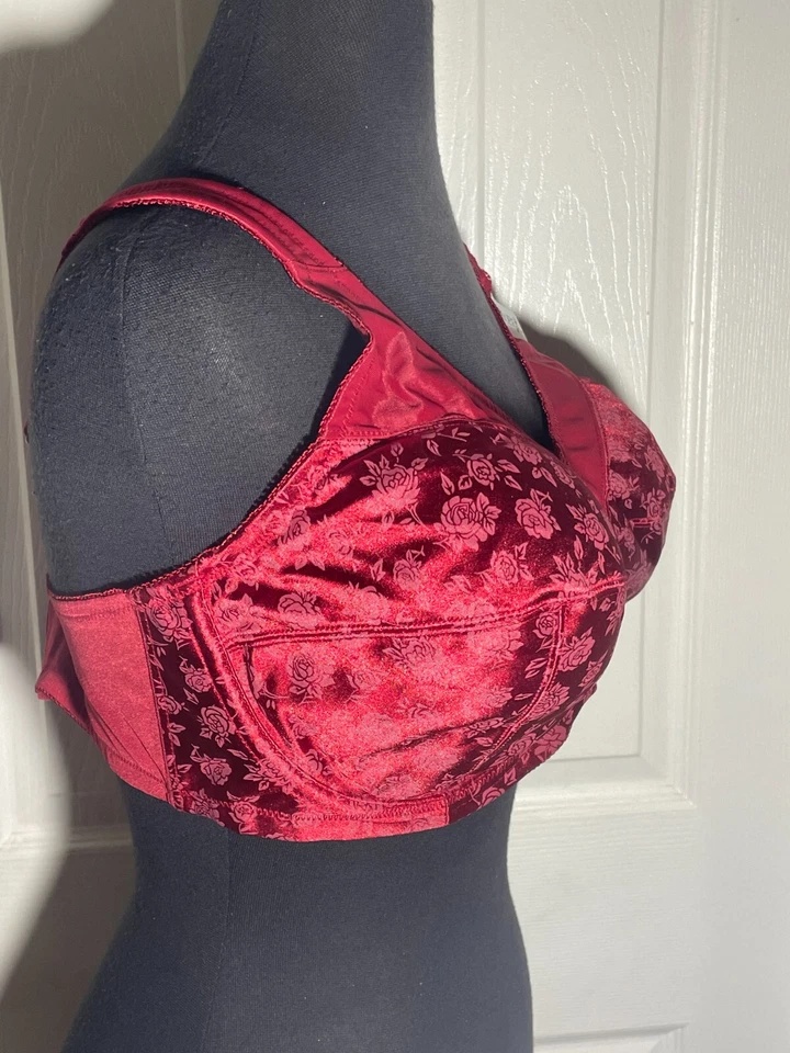Sutiã Cortland/Venus #7101 cobertura total 38DD Rio vermelho novo com etiquetas - Imagem 3 de 4