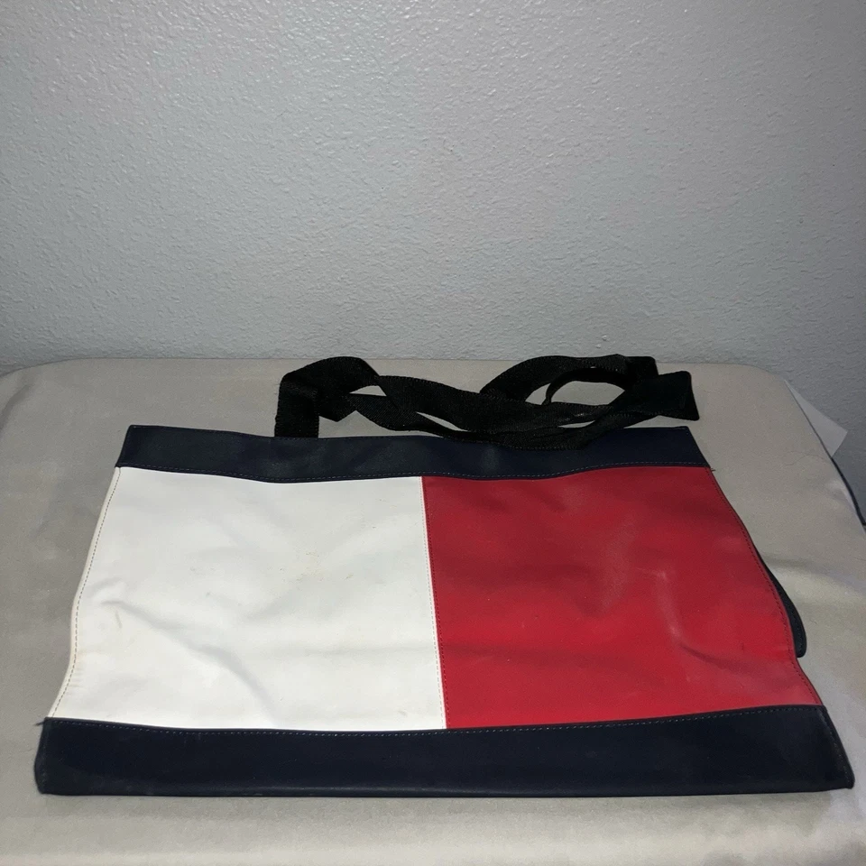 Bolso Cartera Tommy Hilfiger Bandera Logo Muy Grande Bolso Grande Usado En Buen Estado Foto 2 de 4