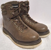 Simms Freestone Brown/Green Leather Fly Fishing Wading Boots w Felt Soles Size 9