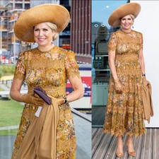 Zimmermann Tropicale Tiered Crinkle Maxi Dress Size 2 AU 12 / US 8 Mustard Silk