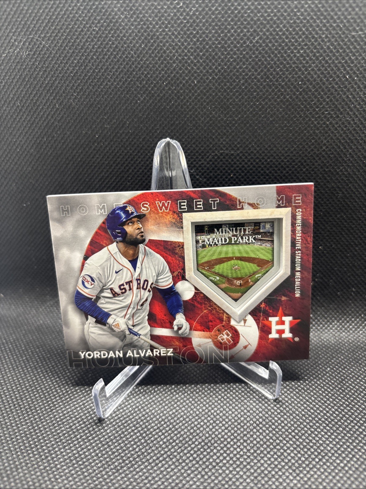 2024 Topps Series 1 - Home Sweet Home Medallions Yordan Alvarez #HSH-YA 155/299