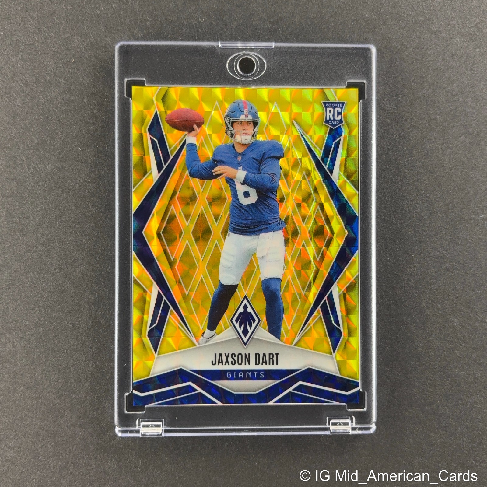 2025 Panini Phoenix #200 Jaxson Dart Rookie Yellow Pyramids /185 Giants (RC)