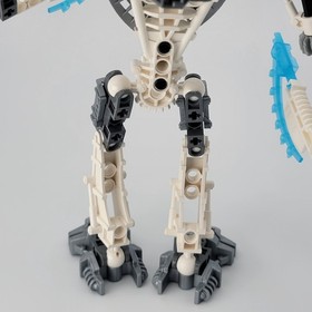 Bionicle (8741) TOA HORDIKA NUJU 100% Complete 2 Rhotuka Spinners Lego Spare Pcs