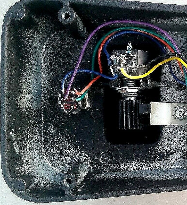Picture 3 of 8