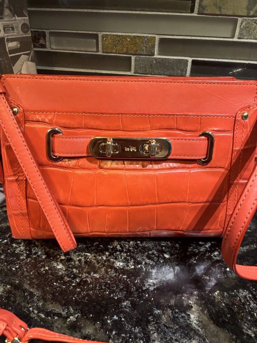 Coach Swagger Wristlet Handbag Crossbody Bag Exotic Crocodile