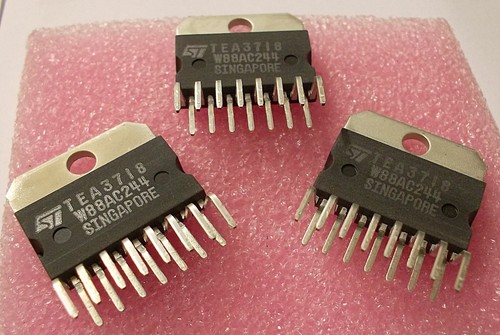 1 pieces TEA3718SP | STEPPER MOTOR DRIVER | Vcc 50V | MULTIWATT-15 | STM - Picture 2 of 5