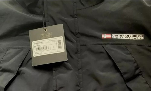Chaqueta Parka Napapijri Epoch 2.0 Negra-Talla S-Nueva-100% Genuina-Precio de venta sugerido por el fabricante 260 GBP - Imagen 8 de 8