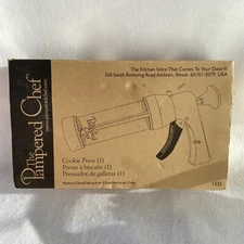 The Pampered Chef 1525 Cookie Press Complete New With Box Distress