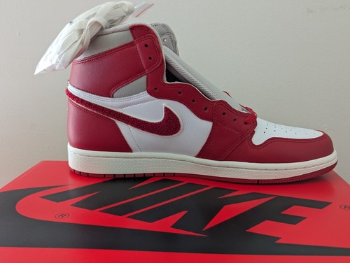 New! Size 12 W Air Jordan RETRO 1 HIGH OG 'VARSITY RED' (W) DJ4891-061 - Picture 4 of 5