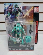 Hasbro Transformers Generations  Power of the Primes - Autobot Moonracer - New