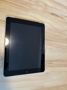 iPad 1. Generation (A1219) 16GB | Optisch Top! Front & Display makellos