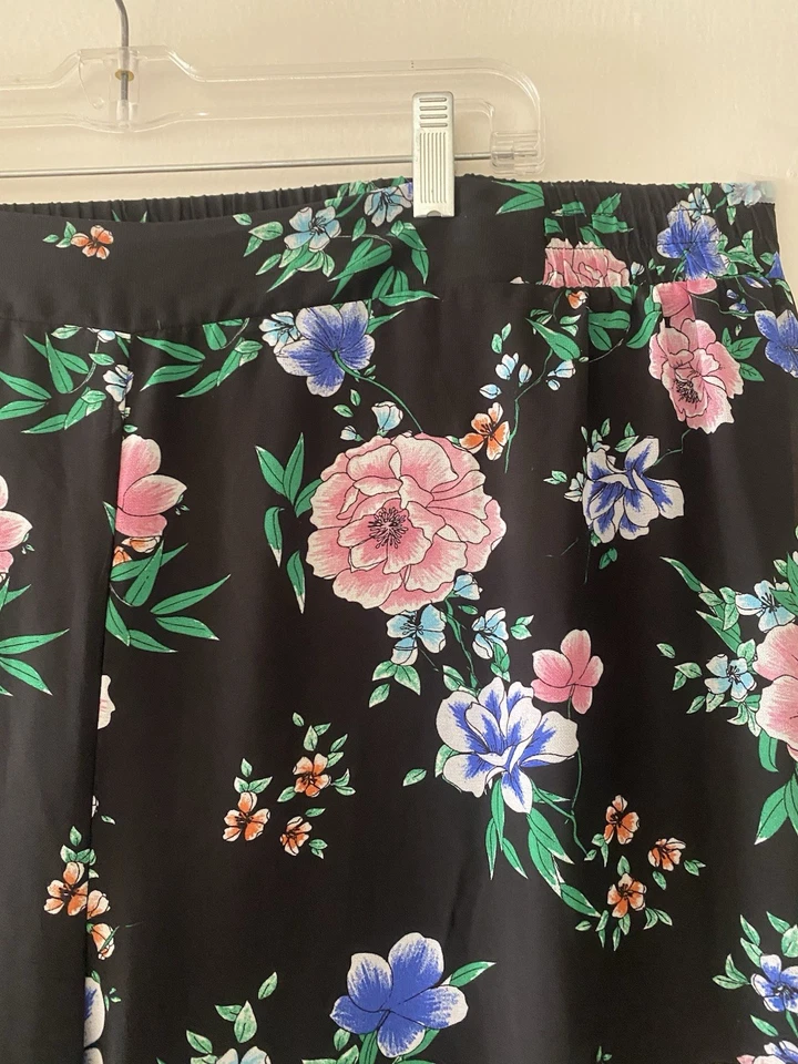 TORRID черный цветочный чистый шифоновое тянуть на широкие ноги брюки размер 2 X 18/20 - Изображение 2 из 3