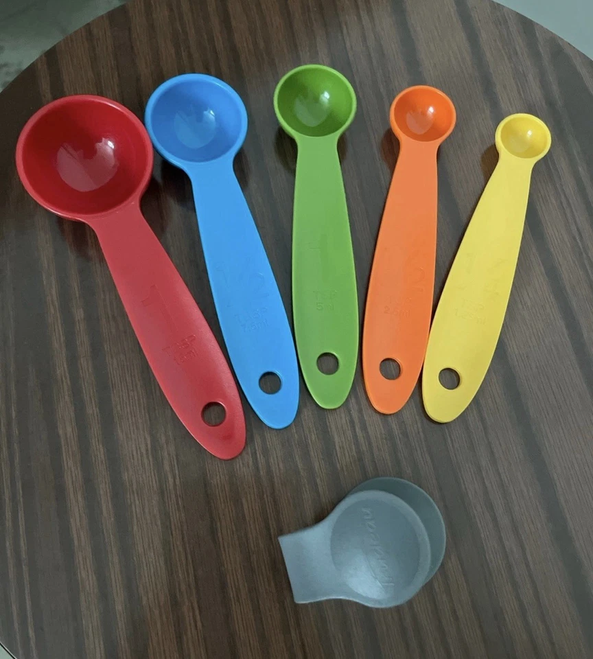 Trudeau 10pc Measuring Cups And Spoons Set - Image 3 of 3
