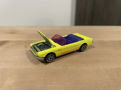 VTG 1983 Hot Wheels ‘65 Ford Mustang Convertible Neon Yellow Double Barrel Set