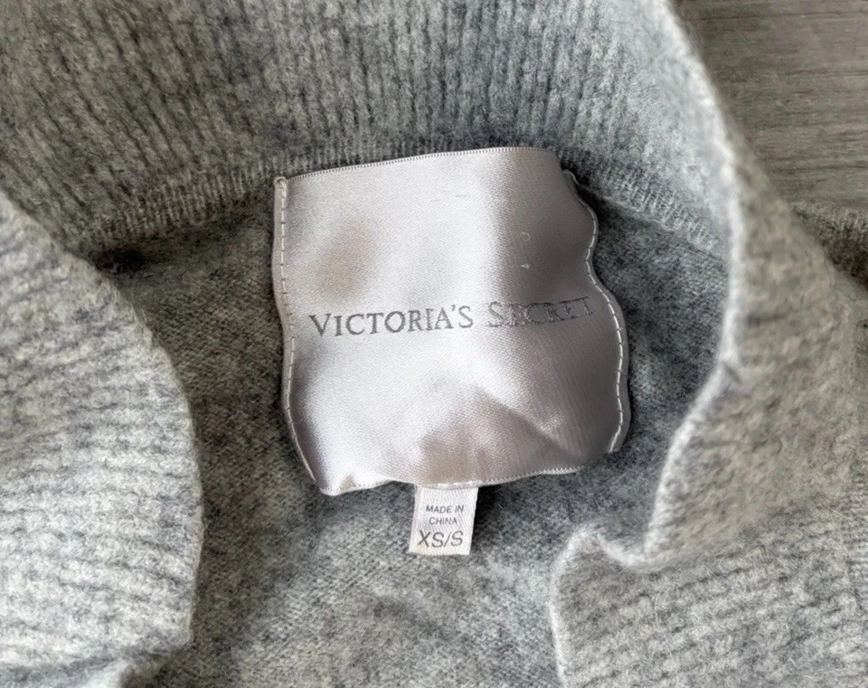 Cárdigan Suéter Victorias Secret Gris Cachemir Talla XS/S Volantes Foto 4 de 4