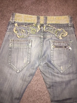 size 28 jeans australia