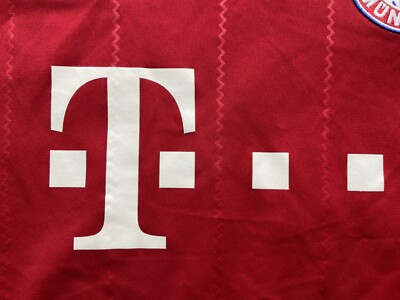 FC Bayern München Trkot 2011 2012 - YouTube
