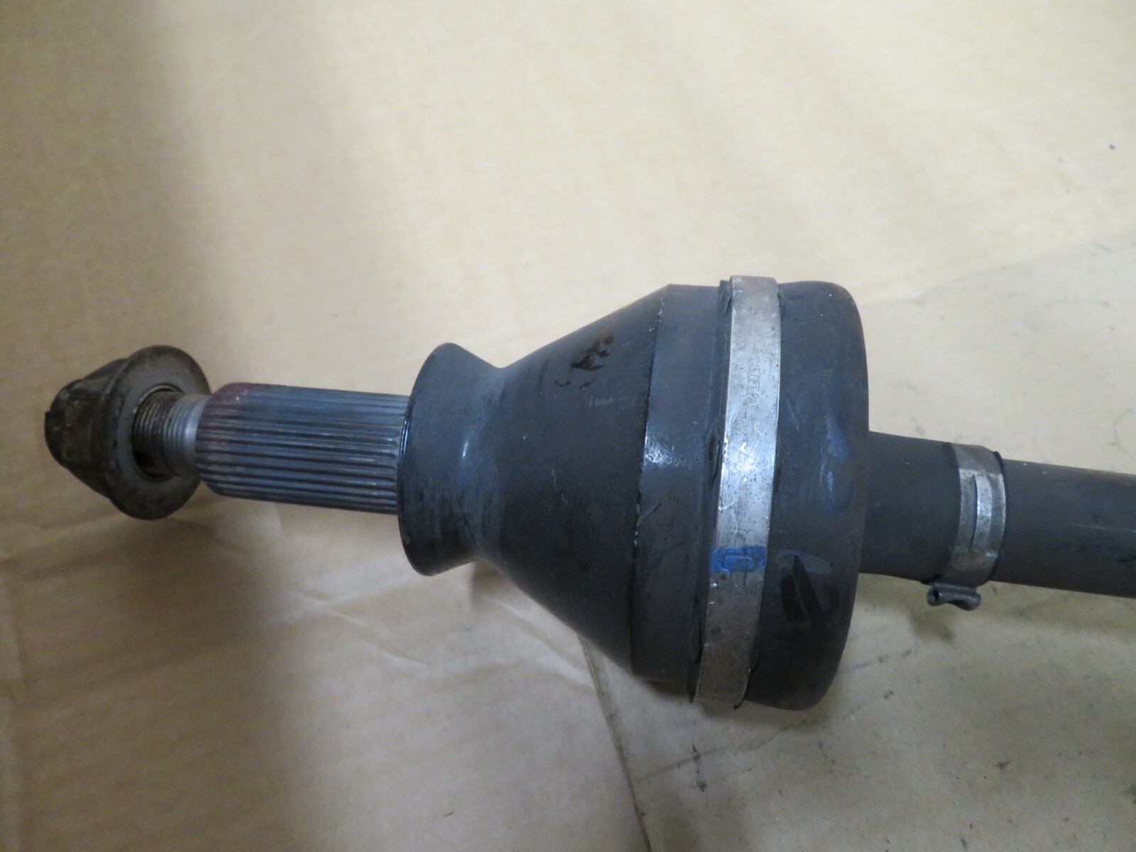2014-2017 MASERATI GHIBLI SQ4 REAR PASSENGER SIDE AXLE SHAFT CV U JOINT OEM