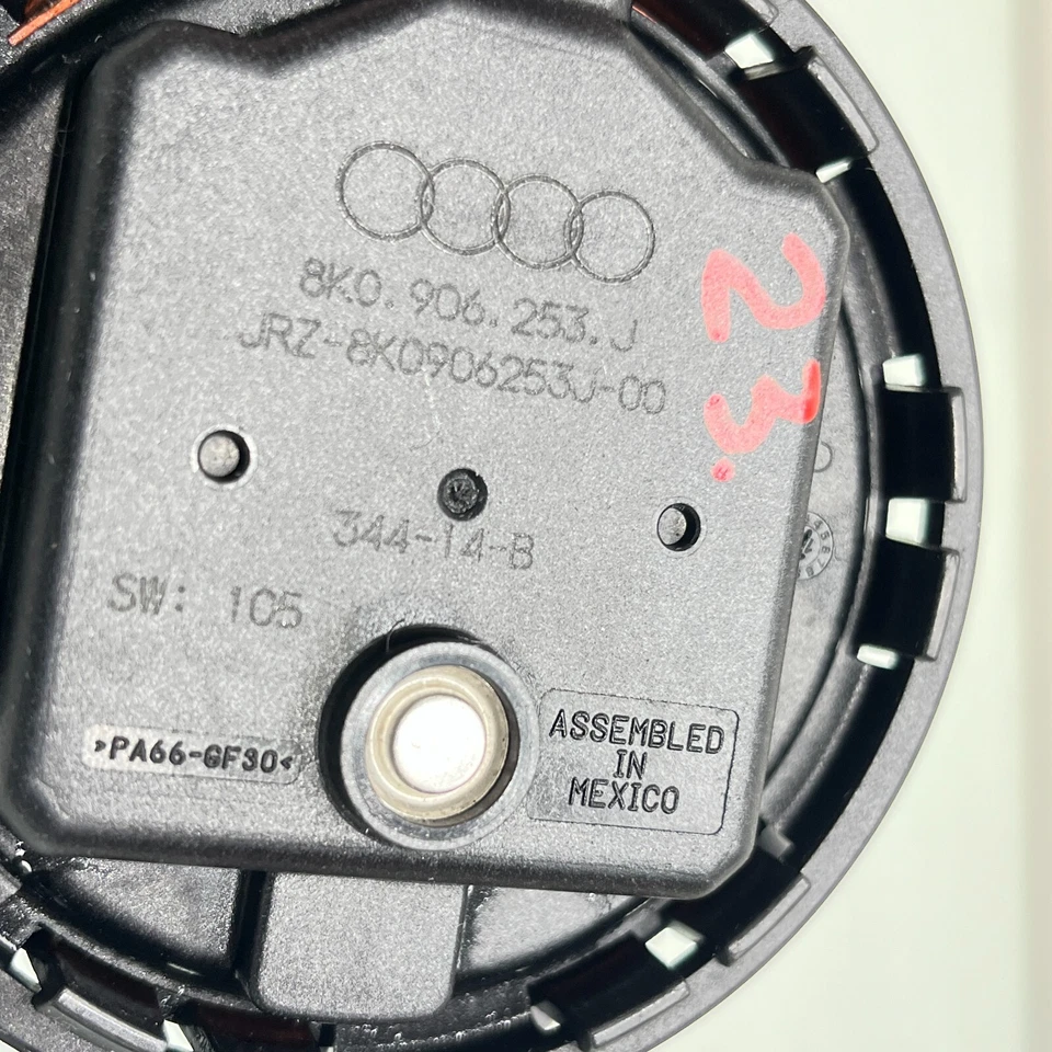 2013 - 2018 AUDI Q5 ТОПЛИВНЫЙ ПАР КАНИСТРА ФИЛЬТР И НАСОС ОБНАРУЖЕНИЯ И КРОНШТЕЙН OEM - Изображение 2 из 4