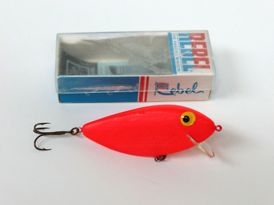 Rebel Shad Fishing Lure F6399 All Red Vintage Rare Old Stock Flag Box!