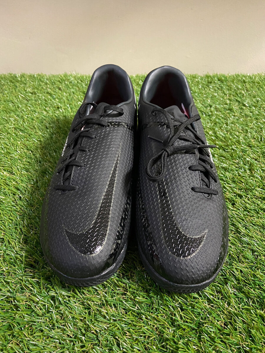 Nike Phantom GT2 Academy IC Black Indoor Soccer Turf Shoes Nike Phantom GT2 Academy IC Black Indoor Soccer Turf Shoes