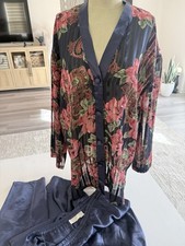 Gold Label Victoria's Secret Vintage Pajama Top Bottom Set Floral Paisley Large