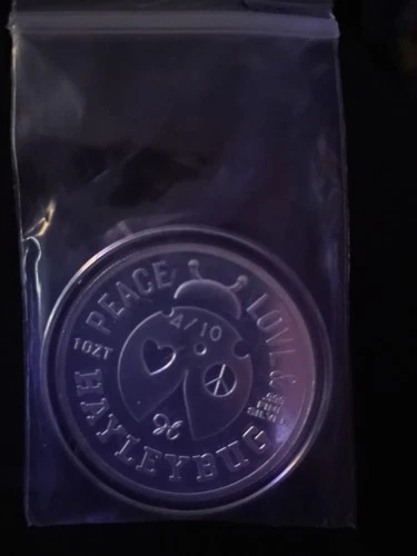 Hailey Bug Mint 1 Troy Ounce .999 Silver Limited