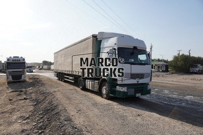 LKW Foto Renault Premium Planensattelzug Kirgisistan weiß #w4yi