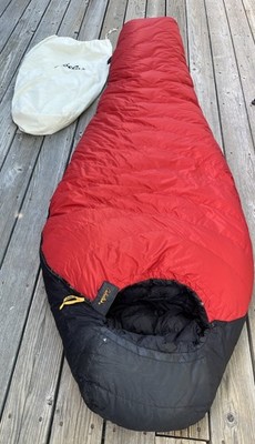 Cabela's XPG Extreme -40° 750-Fill Goose Down Mummy Sleeping Bag Regular - Red
